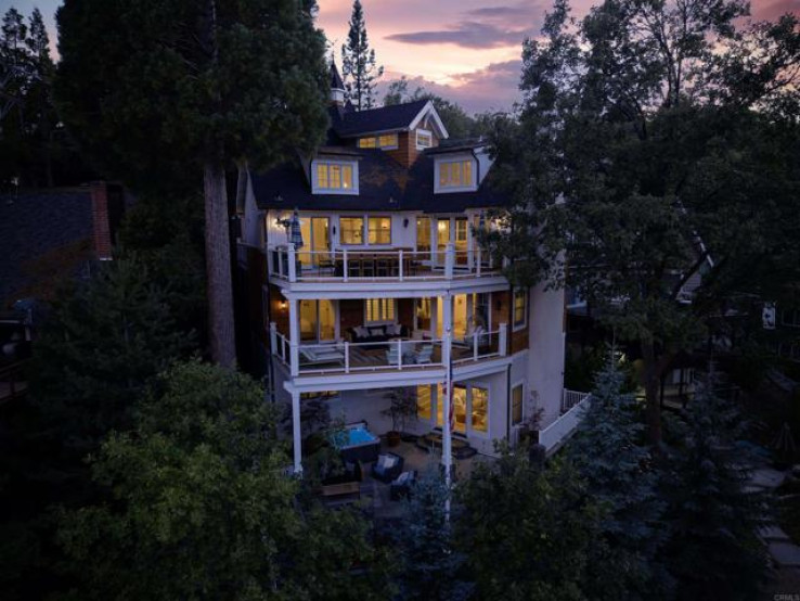5 Bed Home for Sale in Lake Arrowhead, California
