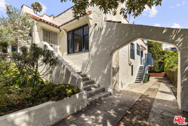 Residential Income in Silver Lake - Echo Park