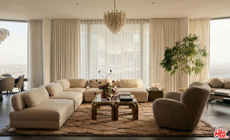 2 Bed Home for Sale in Los Angeles, California