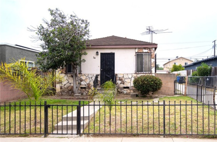  Income Home for Sale in Los Angeles, California
