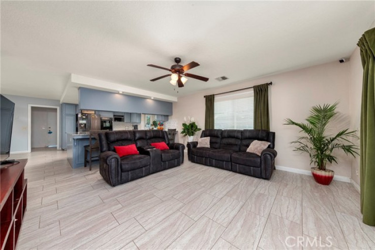 4 Bed Home for Sale in Palmdale, California