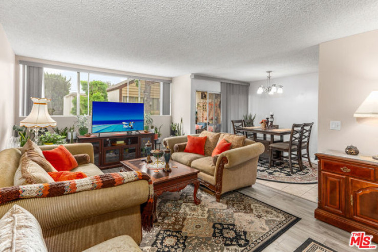 2 Bed Home for Sale in Culver City, California