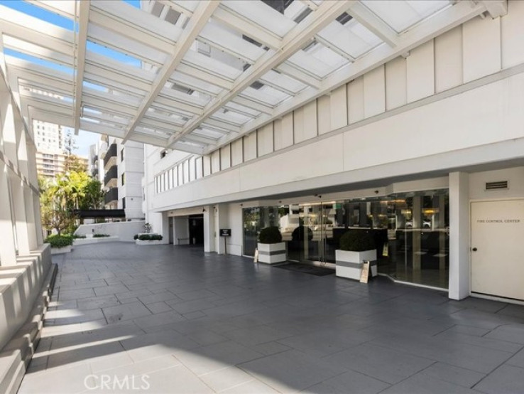 2 Bed Home for Sale in Los Angeles, California