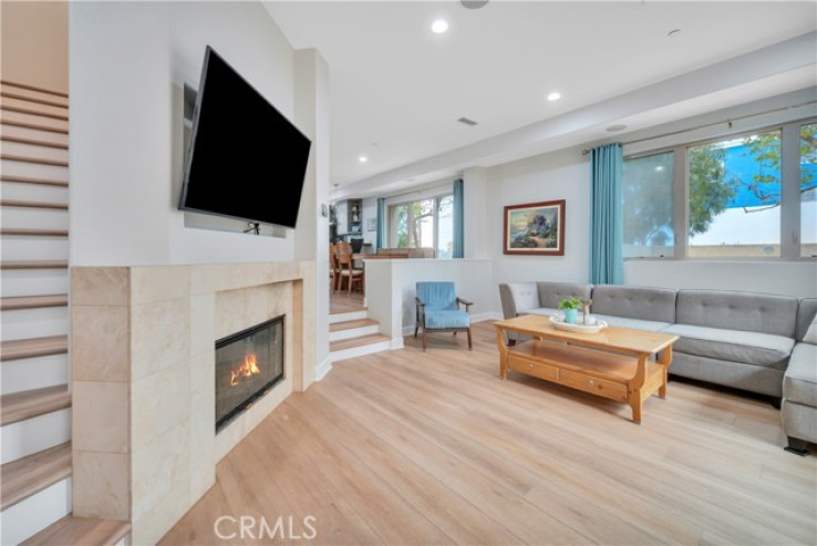4 Bed Home for Sale in El Segundo, California