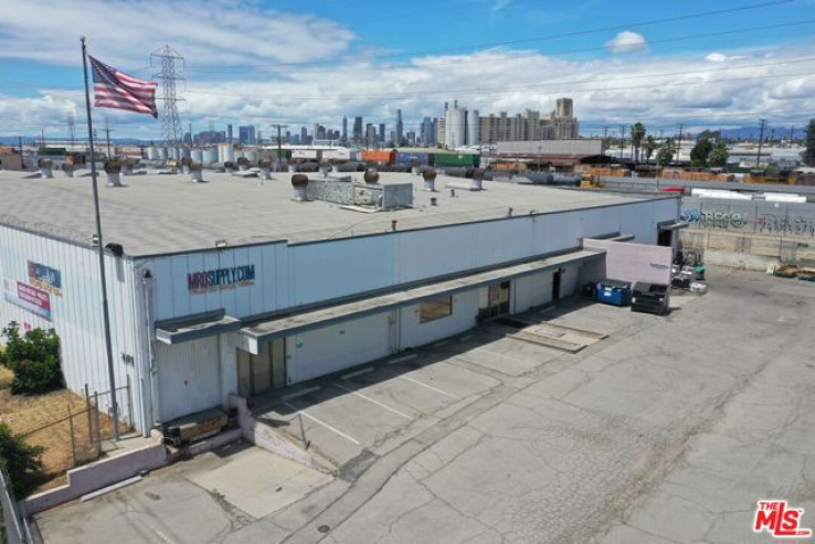 Commercial for Sale in Los Angeles, California