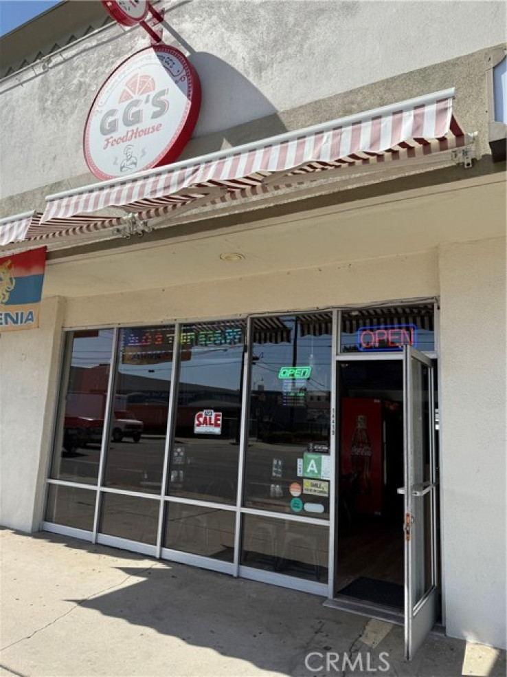  Commercial for Sale in Van Nuys, California