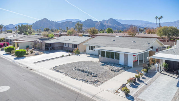 2 Bed Home for Sale in Palm Desert, California