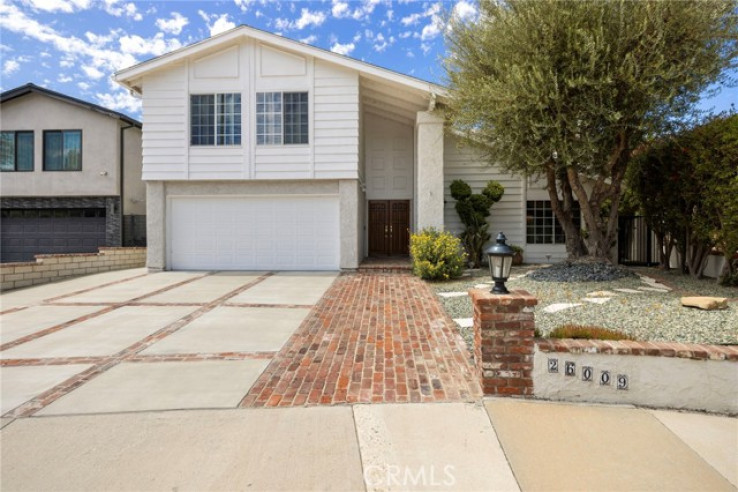 Residential Home in Calabasas