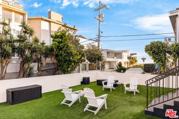 4 Bed Home for Sale in Marina del Rey, California
