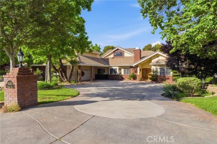 5 Bed Home for Sale in Palmdale, California