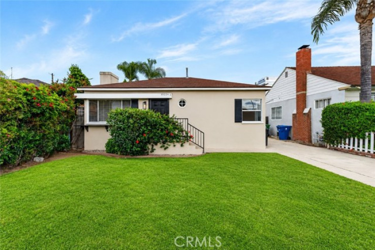 2 Bed Home for Sale in Sherman Oaks, California