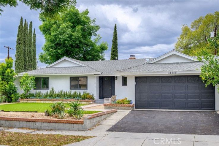 5 Bed Home for Sale in Granada Hills, California