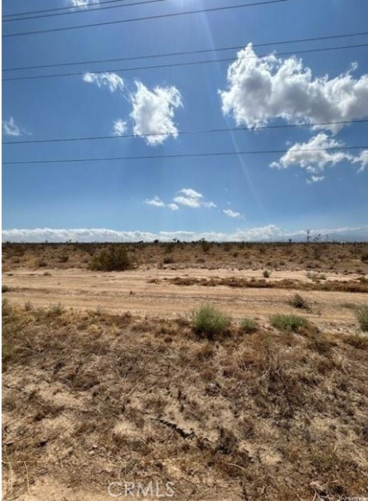 Land in Palmdale