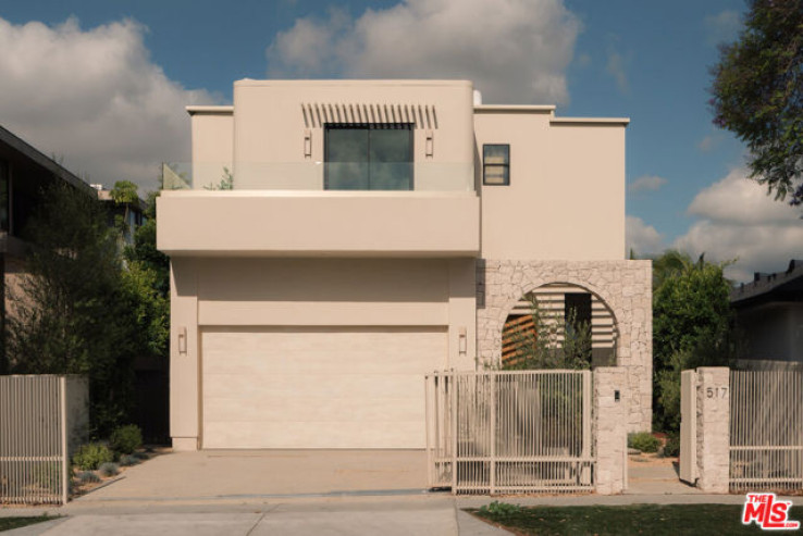 Residential Home in Beverly Center-Miracle Mile