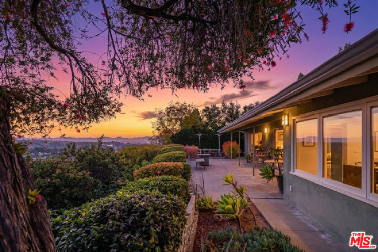 Residential Home in Sherman Oaks