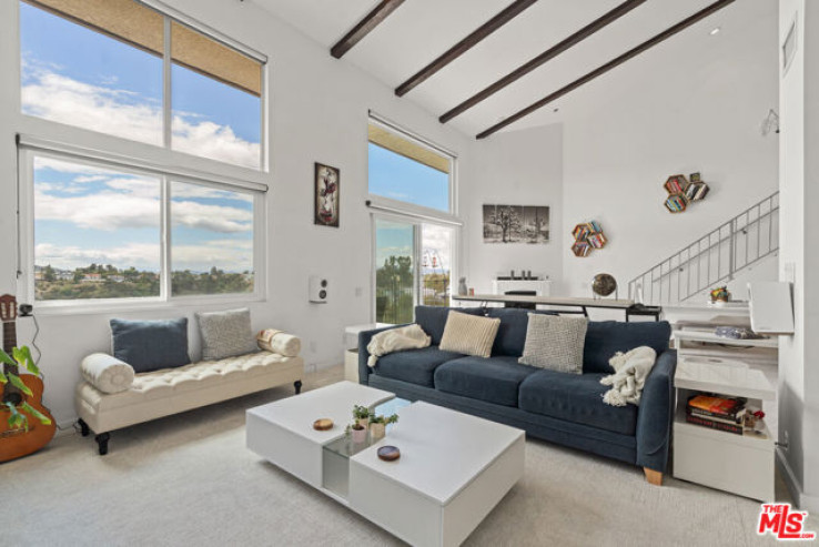 2 Bed Home for Sale in Los Angeles, California