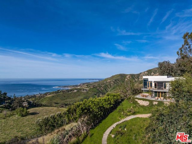 4 Bed Home for Sale in Malibu, California