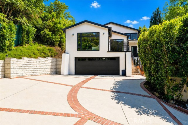 4 Bed Home for Sale in Studio City, California