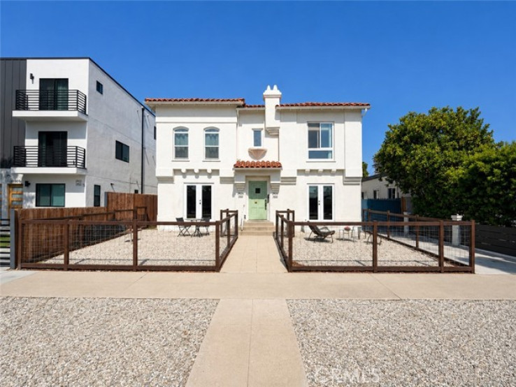 2 Bed Home for Sale in Los Angeles, California