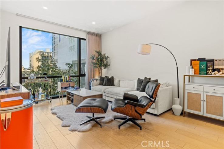 2 Bed Home for Sale in Los Angeles, California