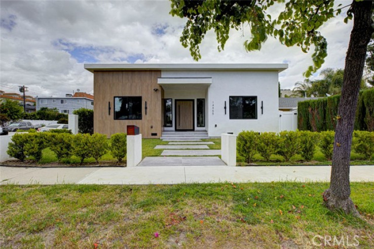 3 Bed Home for Sale in Sherman Oaks, California