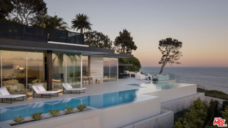 5 Bed Home for Sale in Malibu, California