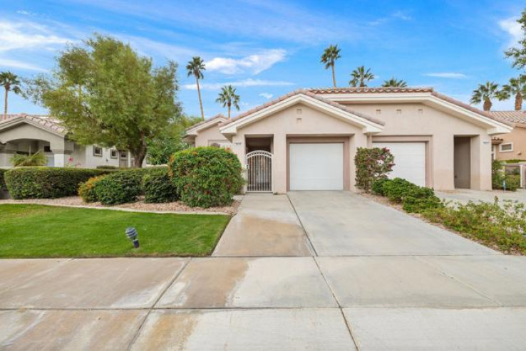 1 Bed Home for Sale in Palm Desert, California