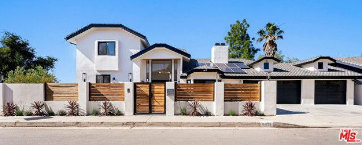 5 Bed Home for Sale in Studio City, California