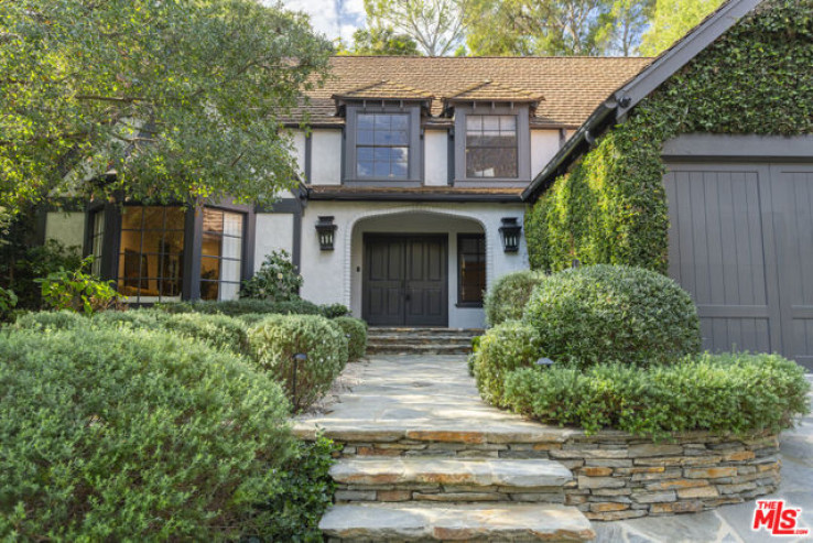 4 Bed Home for Sale in Los Angeles, California