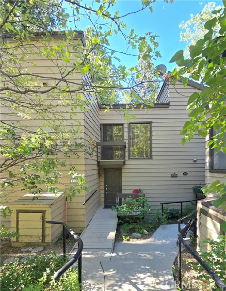 2 Bed Home for Sale in Lake Arrowhead, California