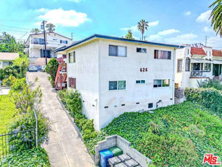 Residential Income in Silver Lake - Echo Park