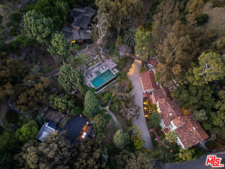 11 Bed Home for Sale in Los Angeles, California