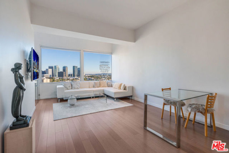 2 Bed Home for Sale in Los Angeles, California