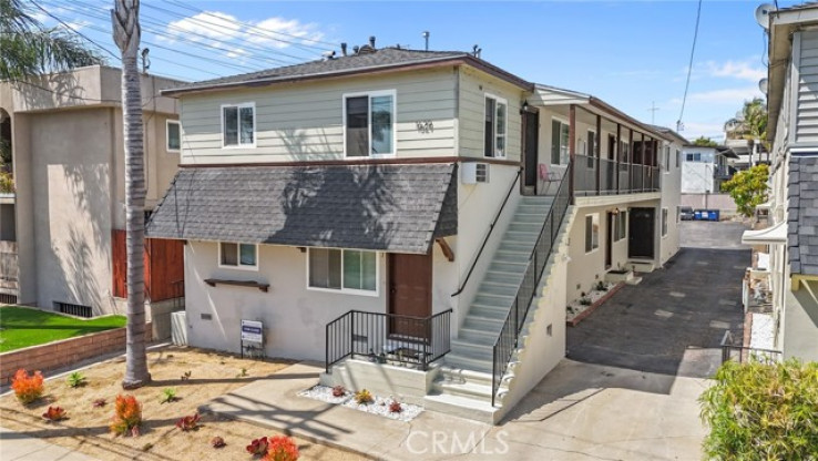  Income Home for Sale in El Segundo, California