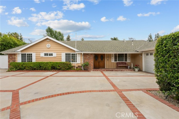 4 Bed Home for Sale in Granada Hills, California