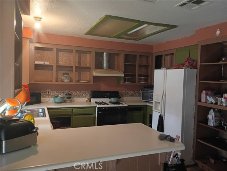3 Bed Home for Sale in California City, California