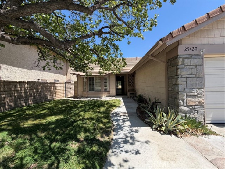 3 Bed Home for Sale in Saugus, California