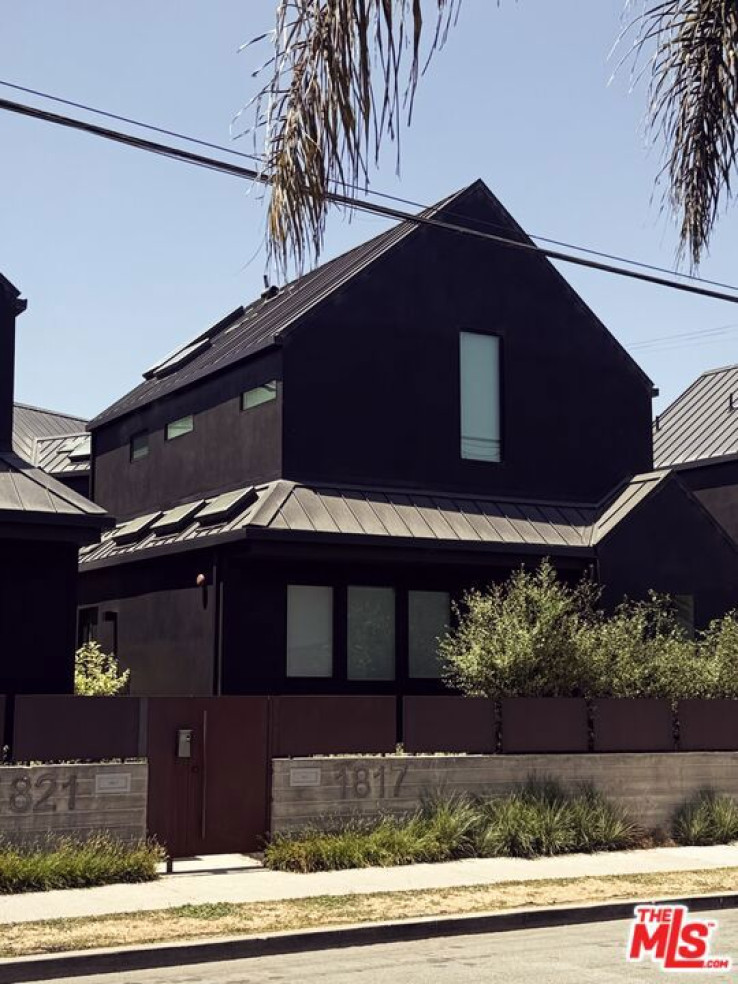 1 Bed Home for Sale in Venice, California