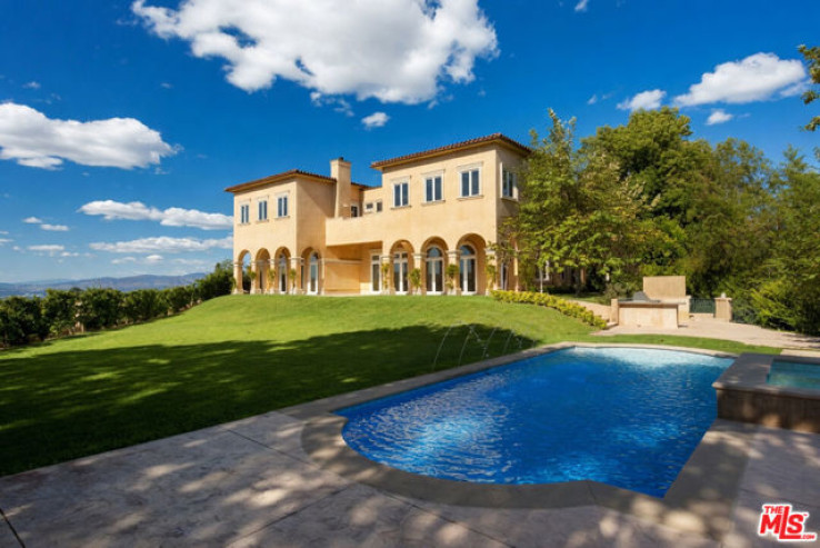 8 Bed Home for Sale in Beverly Hills, California