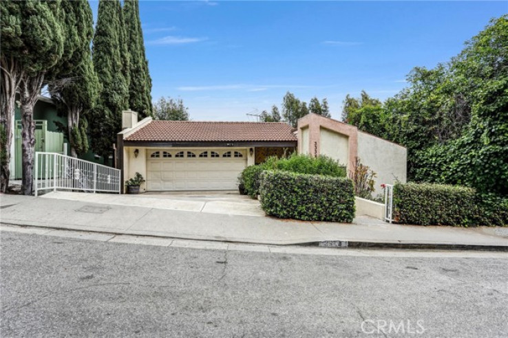 4 Bed Home for Sale in Los Angeles, California