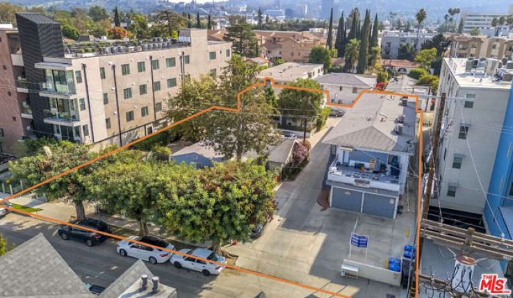  Income Home for Sale in North Hollywood, California