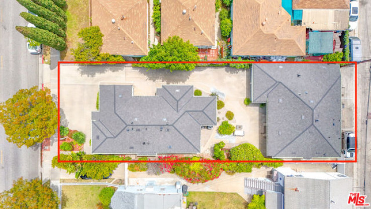 Residential Income in Santa Monica