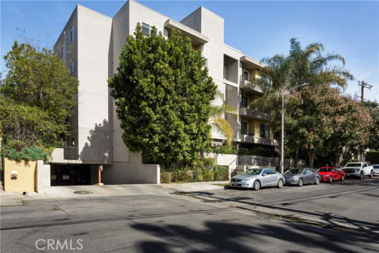 3 Bed Home for Sale in Studio City, California