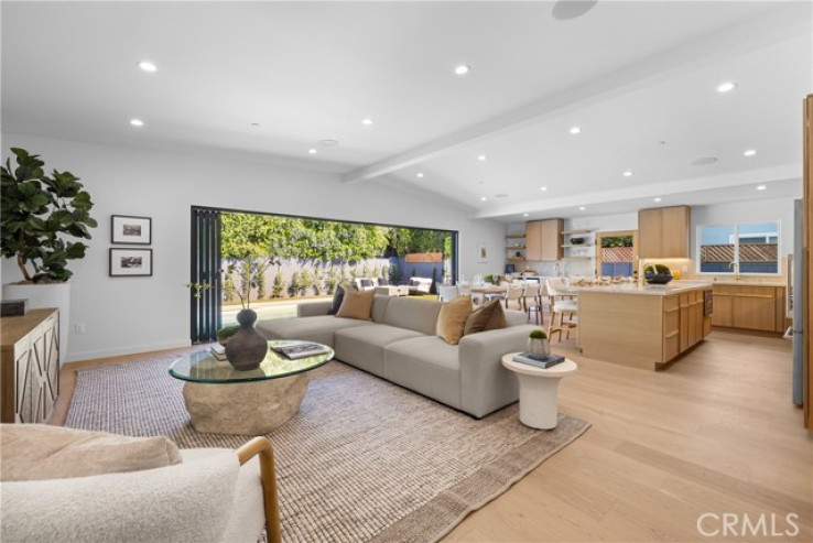 4 Bed Home for Sale in Encino, California