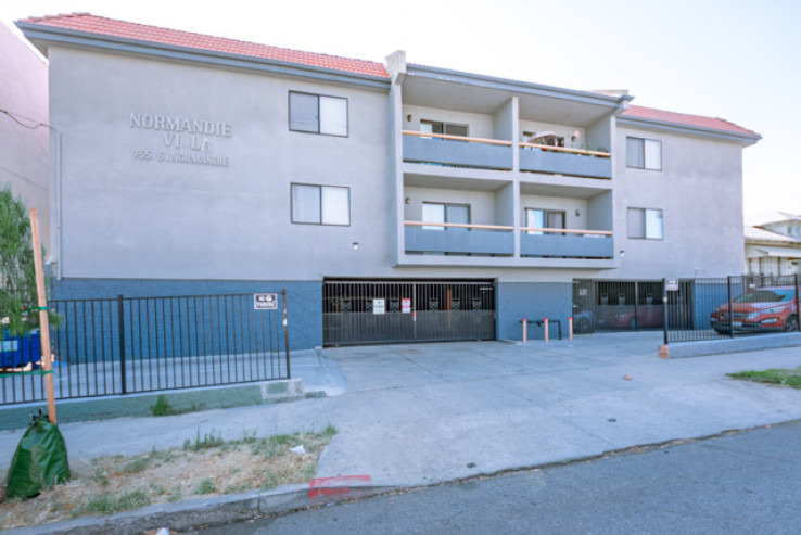  Income Home for Sale in Los Angeles, California