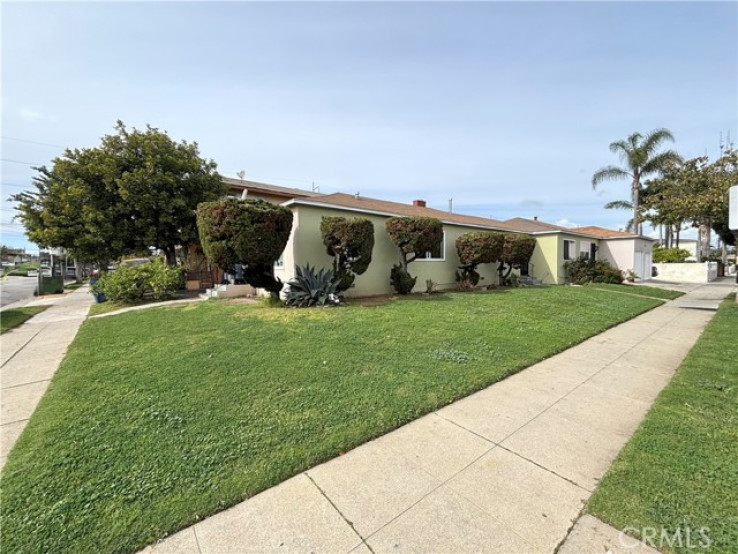  Income Home for Sale in Hawthorne, California
