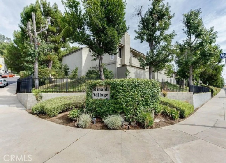 Residential Home in Granada Hills