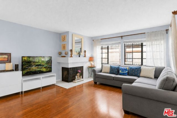 3 Bed Home for Sale in Burbank, California