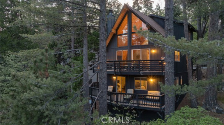 4 Bed Home for Sale in Lake Arrowhead, California
