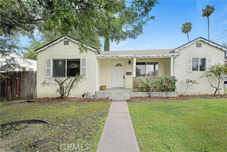  Income Home for Sale in Van Nuys, California
